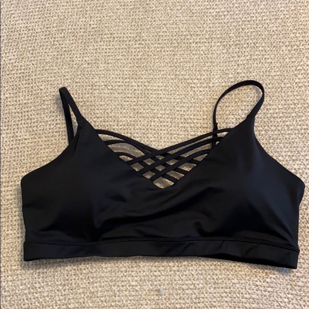 Women’s Sports Bra